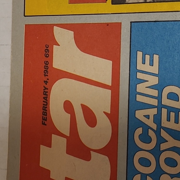 Set of 5 Vintage Tabloid Magazines - Picture 12 of 16